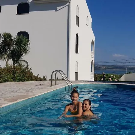 דירה In Portugal/silver Coast / Obidos Lagoons פוז דו ארליו